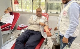 دائرة شؤون اللاجئين واللجنة الشعبية تطلق الحملة التطوعية للتبرع بالدم بالشراكة مع جمعية بنك الدم المركزي 