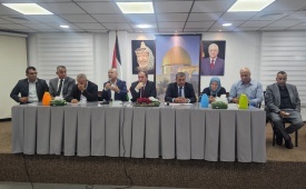 تفقد مخيمي طولكرم ونور شمس.. أبو هولي: حماية المخيمات وتمكين "الأونروا" من عملها أولوية وطنية حتى تنفيذ القرار 194