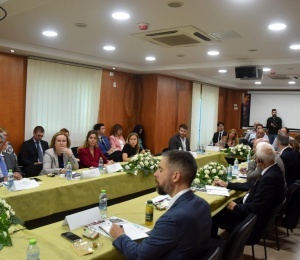 د.أبو هولي يُطلع 31 سفيرا وقنصلا في رام الله على الأزمة المالية لوكالة الغوث