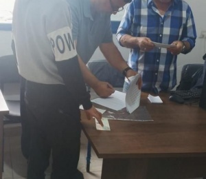 شؤون اللاجئين بالمنظمة تبدء بتوزيع منحة الطالب الجامعي انطلاقا من مخيم جنين وتنفيذ مشاريع ذات احتياج لمخيم عسكر الجديد