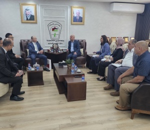 د. أبو هولي يبحث مع السفير الصيني آخر المستجدات السياسية التي تشهدها الأراضي الفلسطينية