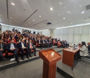 الخارجية وشؤون اللاجئين تعقدان جلسة خاصة لأعضاء السلك الدبلوماسي المعتمد لدى دولة فلسطين بمناسبة الذكرى 77 للنكبة