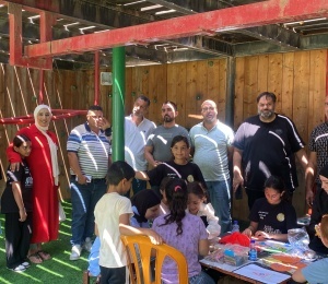 دائرة شؤون اللاجئين تفتتح مخيماً صيفياً في مخيم الأمعري