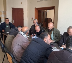 أشادوا بـ "خطة تعافي المخيمات في اجتماع موسع بغزة: شؤون اللاجئين بالمنظمة ولجانها الشعبية يرفضون قرارات الفصل الجماعي وتخفيض الرواتب ويطالبون الأونروا بالتراجع عنها