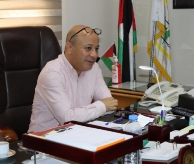 د. أبو هولي: اللجنة الاستشارية تبدأ أعمالها غداً وعلى جدول اعمالها الأزمة المالية