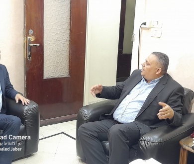د. أبو هولي يبحث مع مدير عام الهيئة العامة للاجئين العرب في سوريا  أوضاع اللاجئين الفلسطينيين في المخيمات