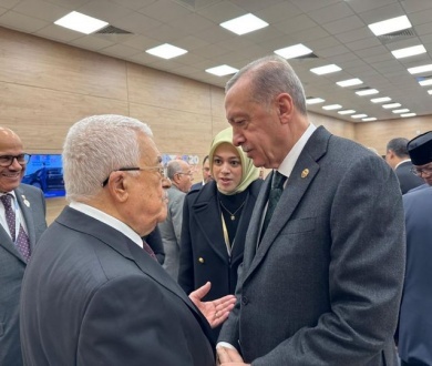 الرئيس يجتمع مع نظيره التركي