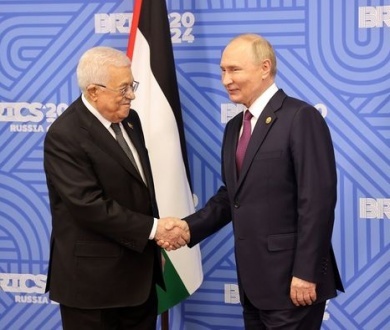 الرئيس يجتمع مع نظيره الروسي