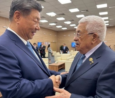 الرئيس يلتقي مع الرئيس الصيني
