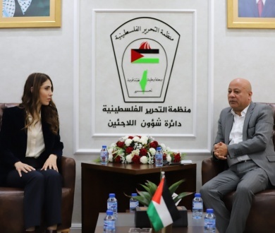 دائرة شؤون اللاجئين ووزارة العمل تؤكدان أهمية الأونروا وبحث سبل تعزيز التعاون لدعم اللاجئين