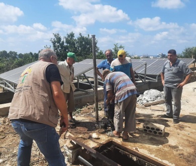 بتوجيهات من الرئيس: شؤون اللاجئين بالمنظمة تنجز  رزمة مشاريع للمخيمات والتجمعات الفلسطينية في لبنان د. أبو هولي احتياجات اللاجئين الفلسطينيين في لبنان أولوية ونعمل مع الاونروا في المخيمات الفلسطينية لتلبية احتياجاتهم