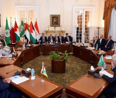 الاجتماع العربي السداسي: نرفض محاولات تقسيم قطاع غزة ونؤكد ضرورة تمكين السلطة الفلسطينية لتولي مهامها في القطاع