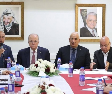 د. أبو هولي يثمن جهود الحكومة ومؤسسات وفعاليات محافظة جنين في دعم صمود اللاجئين الفلسطينيين في المخيمات