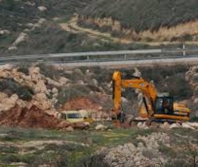 الاحتلال يستولي على أراضٍ جنوب قلقيلية