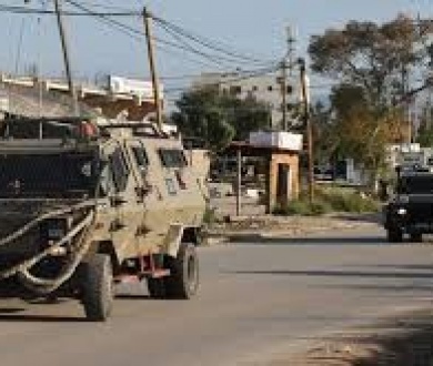 بيت لحم: قوات الاحتلال تقتحم الدوحة وتداهم عددا من المنازل