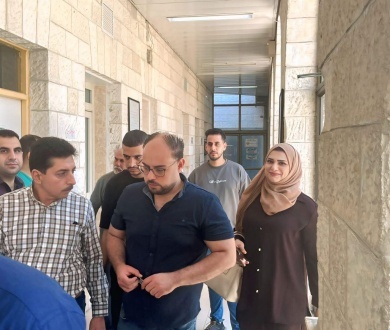 اللجنة الشعبية وبلدية قلقيلية تنظمان زيارة ميدانية لمستشفى الأونروا في المدينة
