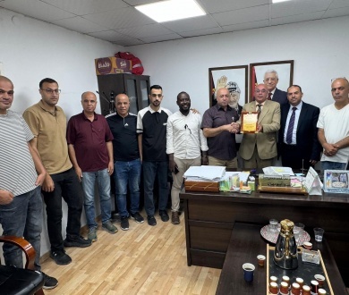 اللجنة الشعبية في مخيم طولكرم تكرّم وزارتي الأشغال العامة والحكم المحلي تقديرًا لجهودهما في خدمة النازحين