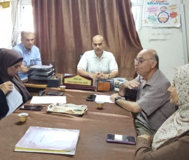 عقد لقاء تشاوري لتعزيز التعاون بين اللجنة الشعبية ومؤسسات المجتمع المدني ومراكز الإيواء في مخيم المغازي