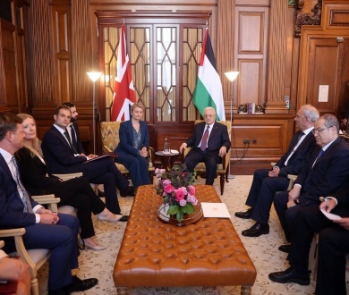 الرئيس يلتقي وزيرة خارجية المملكة المتحدة