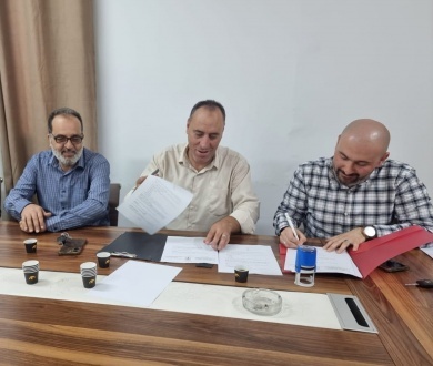 توقيع اتفاقية إنشاء غرفة حسية في مخيم عسكر الجديد ضمن المنحة اليابانية