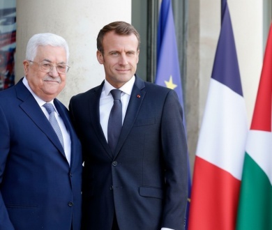 العلاقات الفلسطينية &ndash; الفرنسية: من الدعم السياسي إلى الاعتراف الرسمي
