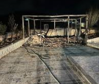 مستعمرون يحرقون أجزاء من منزل في حوارة جنوب نابلس