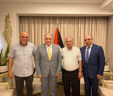 د. أبو هولي: بتوجيهات سيادة الرئيس محمود عباس تم دفع الأقساط المدرسية الرسمية لطلابنا في لبنان إيماناً بحق التعليم