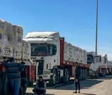 الأونروا: الاحتلال يحتجز 6 آلاف شاحنة إغاثية تكفي غزة لثلاثة أشهر