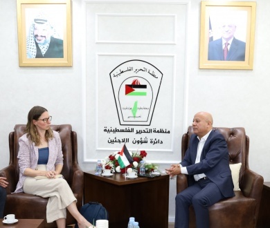 Dr. Abu Holi Discusses Camp Conditions and UNRWA&rsquo;s Financial Crisis with the British Consulate&rsquo;s Head of Development