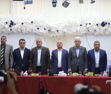 تحت رعاية الرئيس محمود عباس.. شؤون اللاجئين تضع حجر الأساس لخزان مياه في مخيم الفوار وتتفقد أوضاع مخيمات جنوب الضفة الغربية