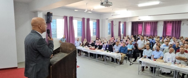 جانب من حفل افتتاح قسم جديد في جمعية التأهيل المجتمعي بمخيم البريج تحت رعاية د.أحمد أبو هولى، عضو اللجنة التنفيذية - رئيس دائرة شؤون اللاجئين.