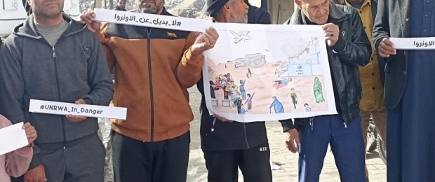 اللجان الشعبية للاجئين بالمحافظات الجنوبية  -  تنظم وقفة اسناد ودعم  لوكالة غوث وتشغيل اللاجئين " الأونروا "