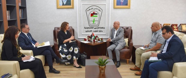 أبو هولي يبحث مع المبعوثة الألمانية للقضايا الإنسانية آليات دعم الأونروا وتمكينها