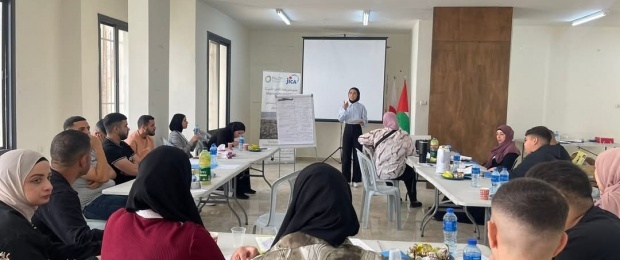 اختتام  تدريبات "البنية غير التحتية" في مخيمي الأمعري والدهيشة