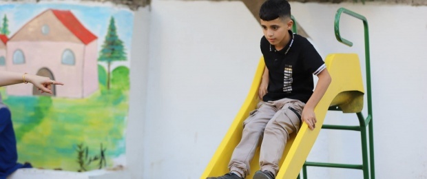 ضمن مشروع PALCIP الممول من الحكومة اليابانية...  دائرة شؤون اللاجئين تفتتح حديقة نادي الطفل في مخيم الأمعري