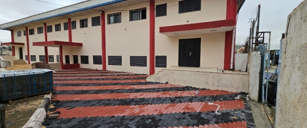 دائرة شؤون اللاجئين تستلم مشروع تأهيل وصيانة الصالة الرياضية في مخيم الفوار الممول من المنحة اليابانية