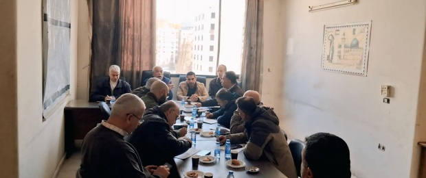أشادوا بـ "خطة تعافي المخيمات في اجتماع موسع بغزة: شؤون اللاجئين بالمنظمة ولجانها الشعبية يرفضون قرارات الفصل الجماعي وتخفيض الرواتب ويطالبون الأونروا بالتراجع عنها