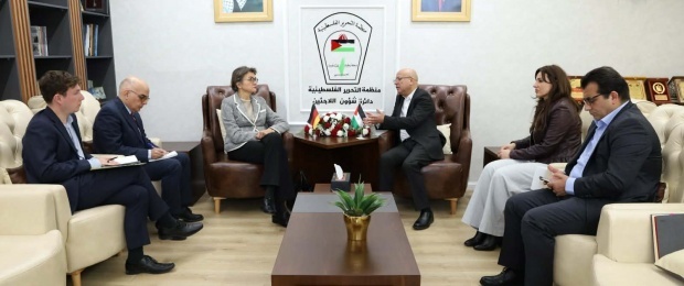 Abu Holi Discusses UNRWA Funding Challenges with the German Ambassador and Warns of the Dangers of Plans Aimed at Undermining Its International Mandate