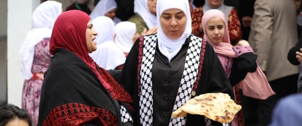 "شؤون اللاجئين بالمنظمة" واللجنة الشعبية لمخيم قلنديا تختتم مبادرة "يوم قلنديا للتراث والمذاق الفلسطيني"