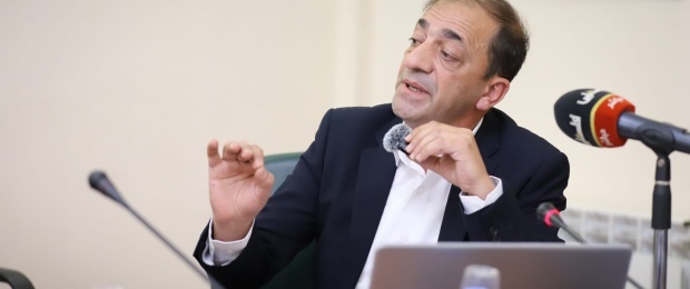 "شؤون اللاجئين" في المنظمة ومركز أبحاث سياسات اللاجئين يبحثان التحولات الديموغرافية للاجئين الفلسطينيين في لقاء حواري بمناسبة اليوم العالمي للاجئين