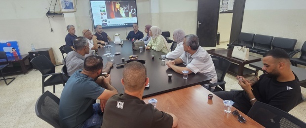 بتوجيهات د. أبو هولي.. دائرة شؤون اللاجئين واللجنة الشعبية في مخيم الدهيشة تستلمان المرحلة الثانية من مشروع المجمع التطويري