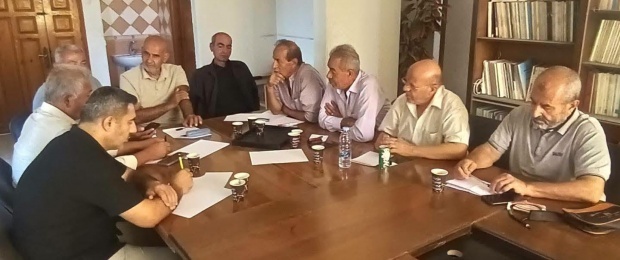 قادة وممثلو القوى الوطنية والإسلامية في غزة يبحثون مع أبو هولي سبل حماية قضية اللاجئين ودعم الأونروا