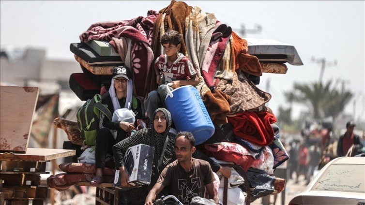 (UNRWA): 1.9 million people in the Gaza Strip live homeless
