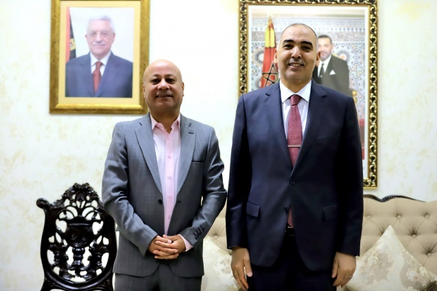 رئيس دائرة شؤون اللاجئين يلتقي السفير المغربي ويبحثان سبل تعزيز صمود اللاجئين في ظل العدوان المتواصل واستهداف "الأونروا"