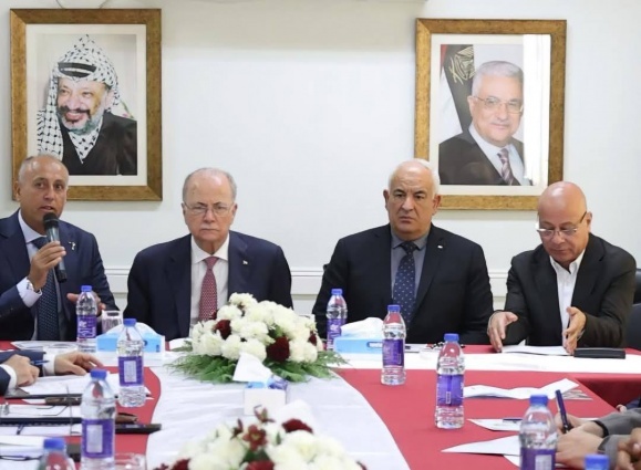 د. أبو هولي يثمن جهود الحكومة ومؤسسات وفعاليات محافظة جنين في دعم صمود اللاجئين الفلسطينيين في المخيمات