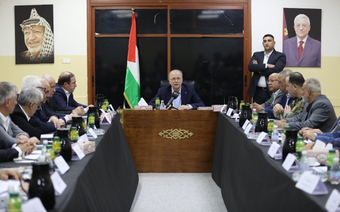 أبو هولي يلتقي رؤساء اللجان الشعبية وحركة فتح في طولكرم.