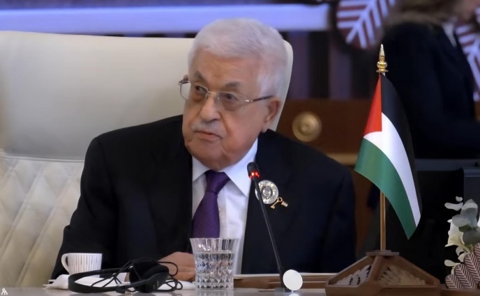 الرئيس يدعو قمة بغداد لتبني خطة عربية لإنهاء الحرب وتحقيق السلام