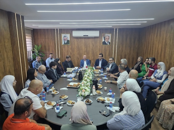 دائرة شؤون اللاجئين تُكرم خبراء "جايكا" بمناسبة انتهاء عملهم في مشروع تحسين المخيمات بالسيب