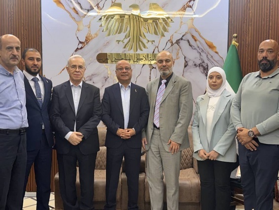 أبو هولي والرفاعي يجتمعان مع الهيئة العامة للاجئين الفلسطينيين العرب في دمشق ويبحثان اوضاع اللاجئين الفلسطينيين في سوريا