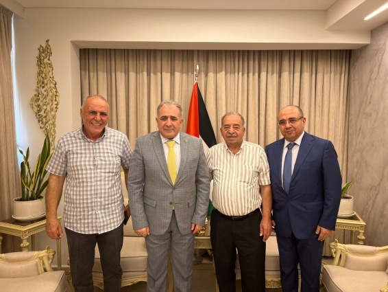 د. أبو هولي: بتوجيهات سيادة الرئيس محمود عباس تم دفع الأقساط المدرسية الرسمية لطلابنا في لبنان إيماناً بحق التعليم